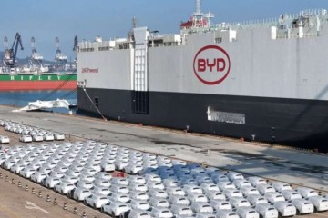 比亚迪超越特斯拉 美媒：马斯克笑不出来了